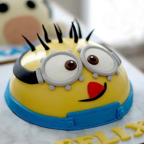 Garnished Minion Smash Cake with Hammer for Birthday