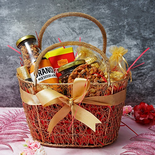 Irresistible Chocolate N Cookies Mothers Day Hamper