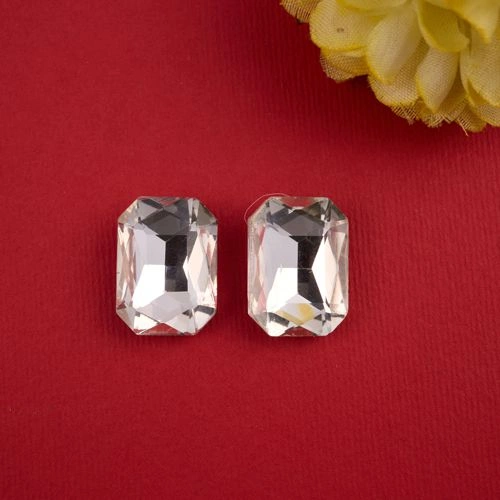 Graceful Cream Stone Earrings