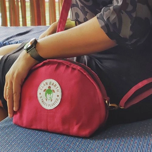 Fashionable Eco Friendly Pika Purse