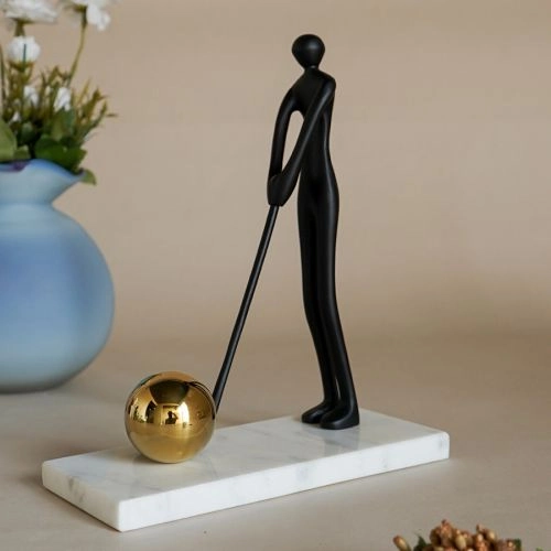 Sporty Elegance Golf Showpiece