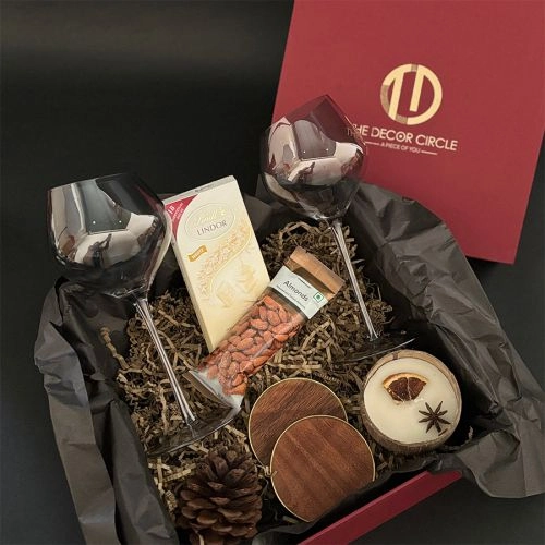 Cozy Wine Glass  N  Snack Gift Box