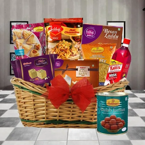 Deliver Snacks Gift Basket
