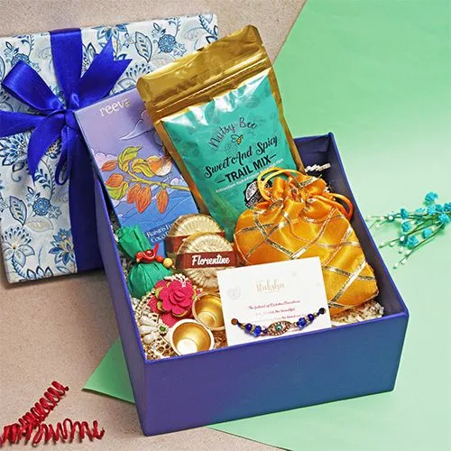 Rakhi Reflections Gift Set